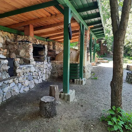 Wood Cabins In The Heart Of Transylvania Coltesti Exterior photo