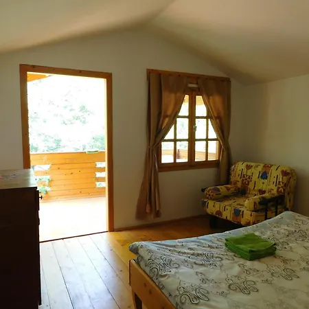 Wood Cabins In The Heart Of Transylvania Coltesti Room photo