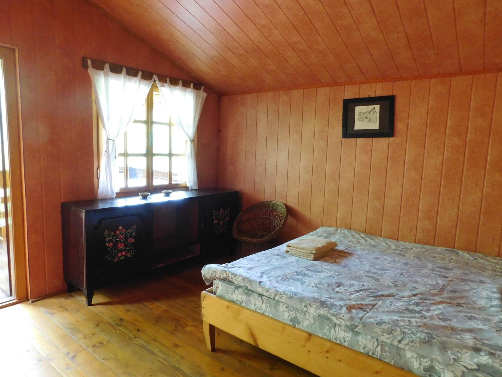 Wood In The Heart Of Transylvania Lodge